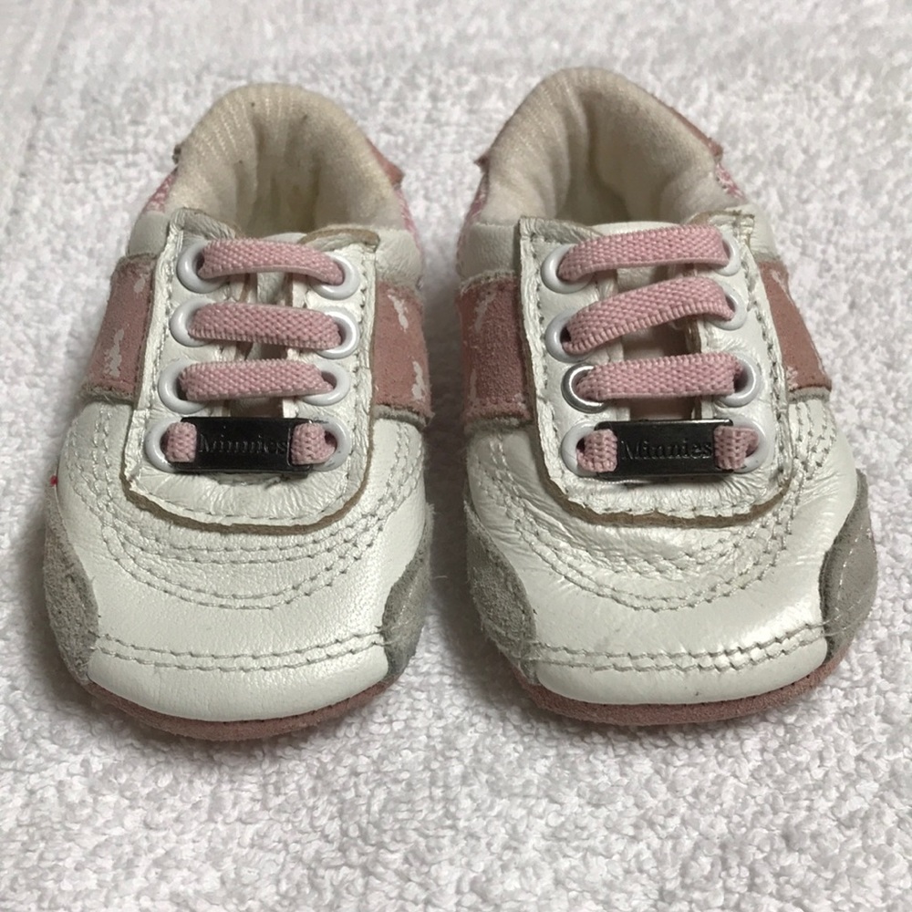 Minnies leather crib shoes